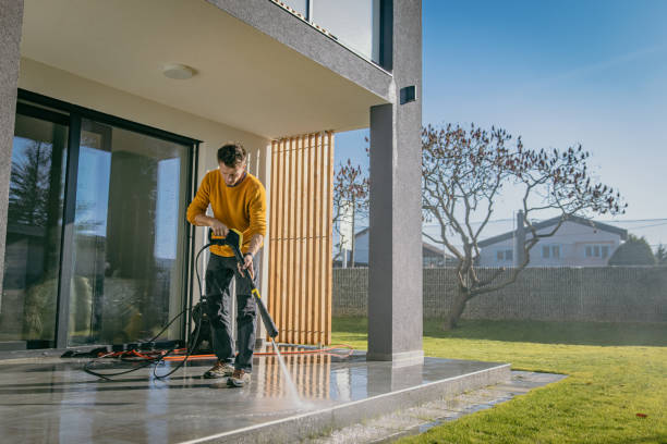 Best Animal Enclosure Cleaning  in Cumberland, IN